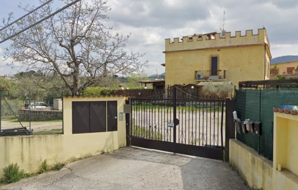 appartamento in vendita a Roma in zona Borghesiana
