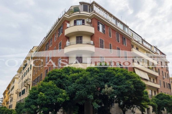 appartamento in vendita a Roma in zona Appio Latino