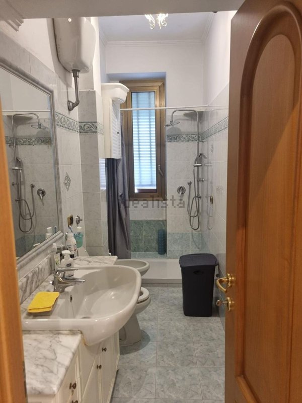appartamento in vendita a Roma in zona Ostiense