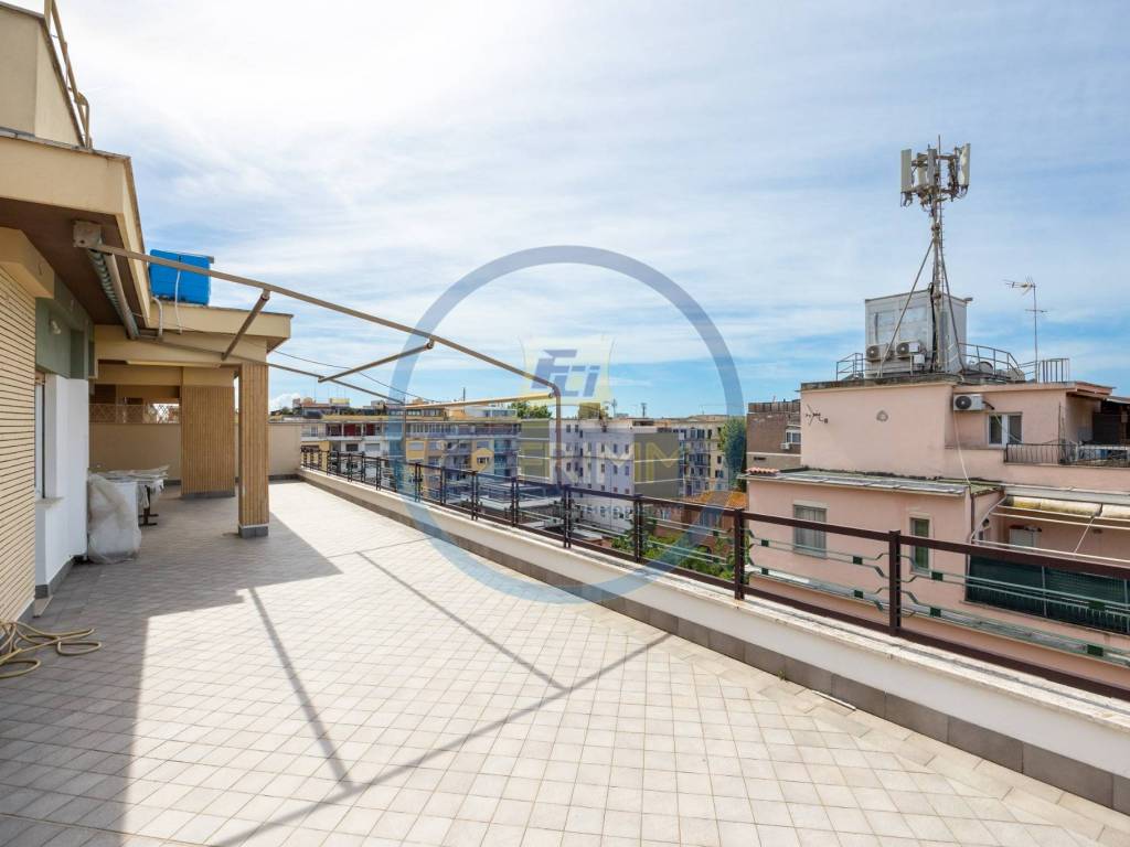 appartamento in vendita a Roma in zona Ostia