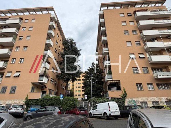 appartamento in vendita a Roma in zona Monte Sacro/Talenti