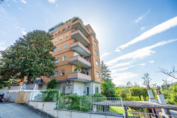 appartamento in vendita a Roma in zona Tor di Quinto