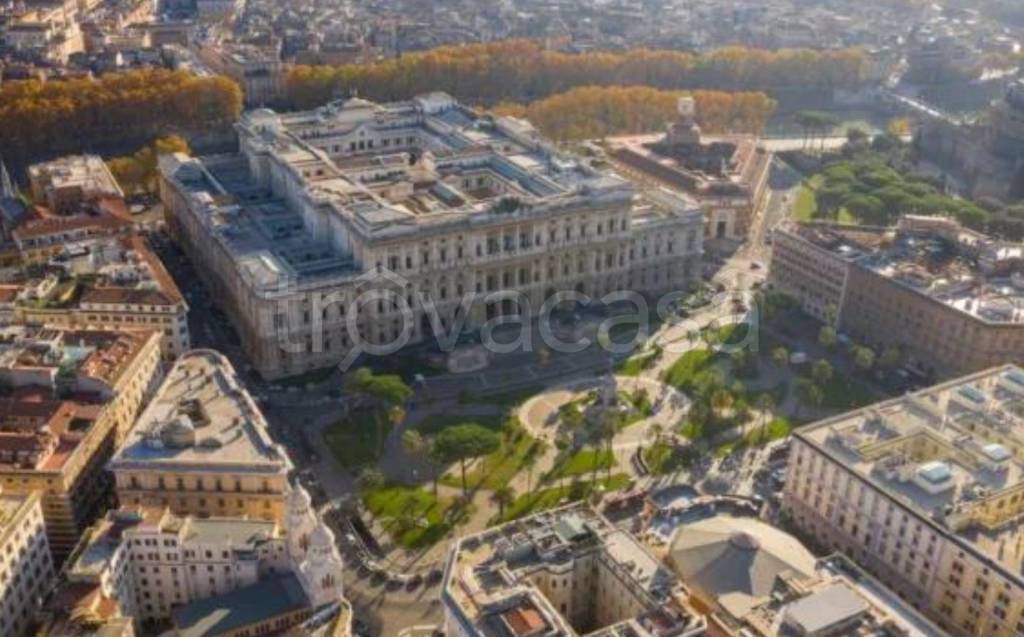 appartamento in vendita a Roma in zona Rione Prati