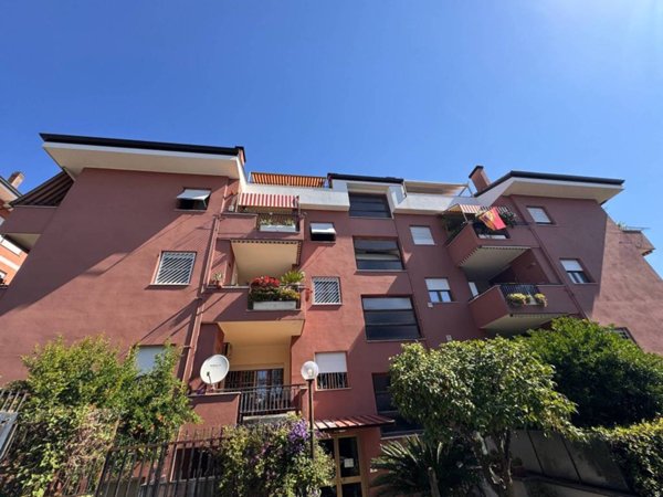 appartamento in vendita a Roma in zona Torrino