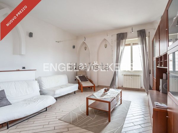 appartamento in vendita a Roma in zona Ostiense