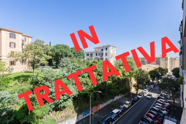appartamento in vendita a Roma in zona Ostiense