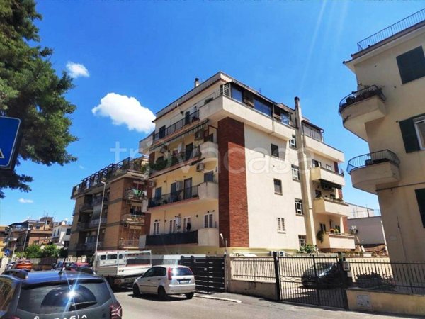 appartamento in vendita a Roma in zona Primavalle