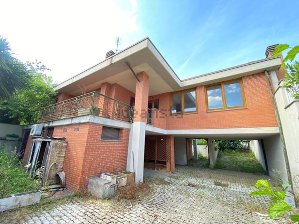 casa indipendente in vendita a Roma in zona Aurelio