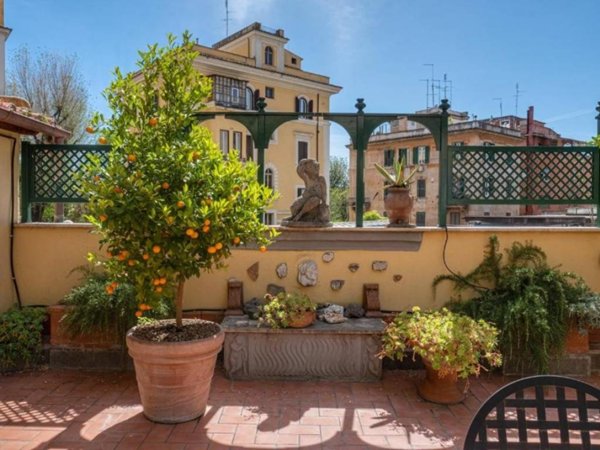 appartamento in vendita a Roma in zona San Saba - Ripa