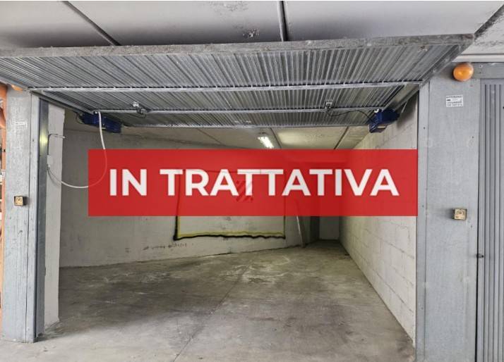casa indipendente in vendita a Roma