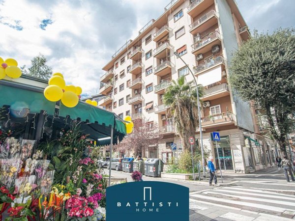 appartamento in vendita a Roma in zona Appio Claudio