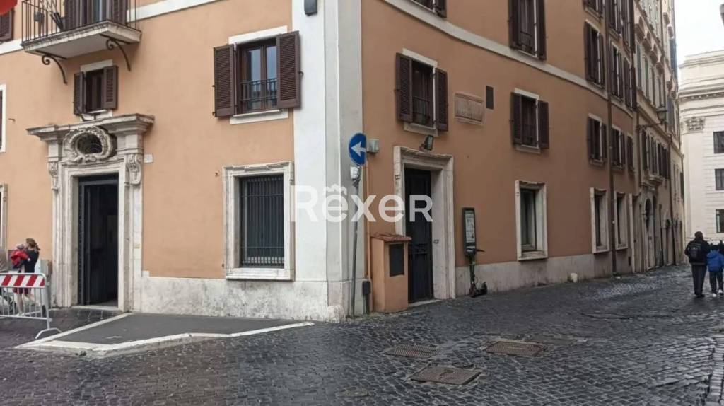 loft in vendita a Roma in zona Trevi-Colonna