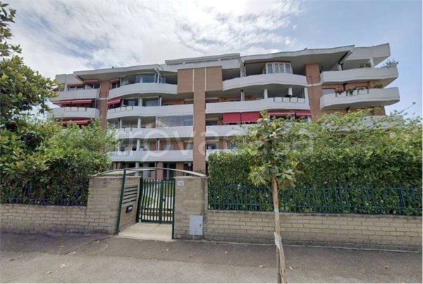 appartamento in vendita a Roma in zona Mezzocammino