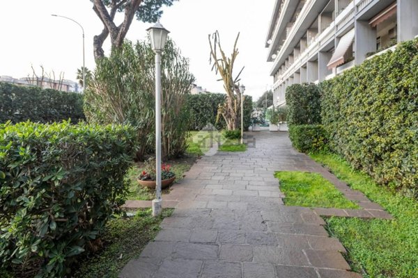 appartamento in vendita a Roma in zona Ostia
