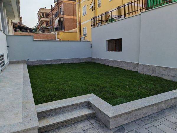 casa indipendente in vendita a Roma in zona Borghesiana