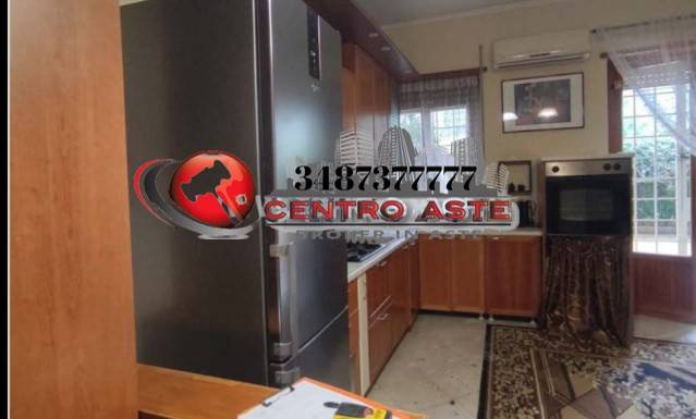 appartamento in vendita a Roma in zona Finocchio