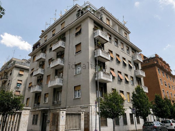 ufficio in vendita a Roma in zona Aurelio