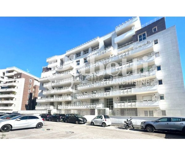 appartamento in vendita a Roma in zona Mezzocammino