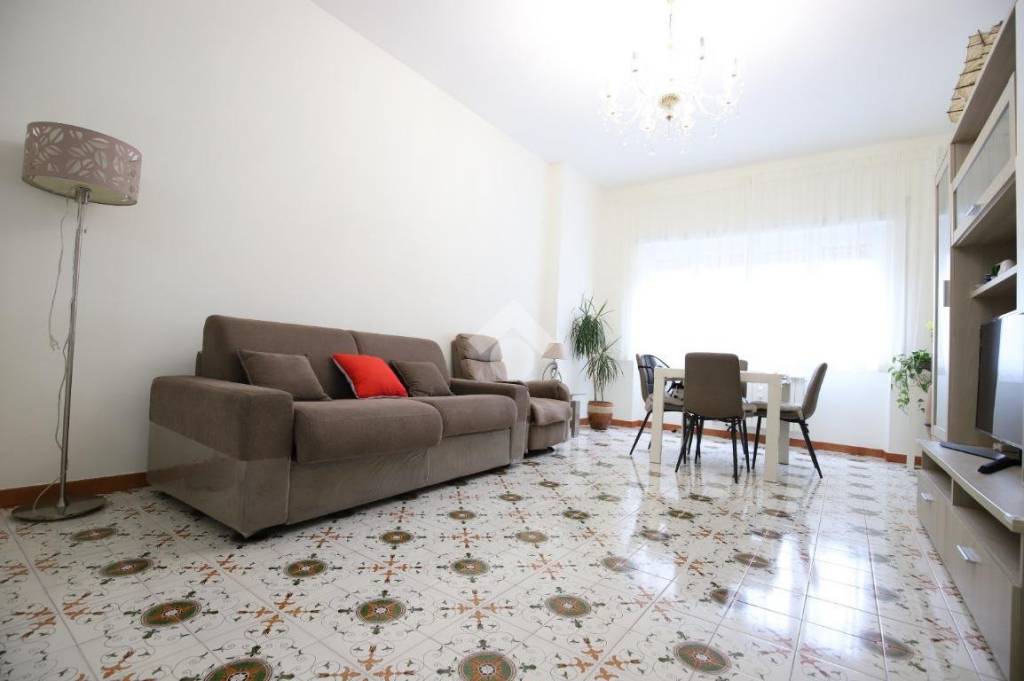 appartamento in vendita a Roma in zona Ostia
