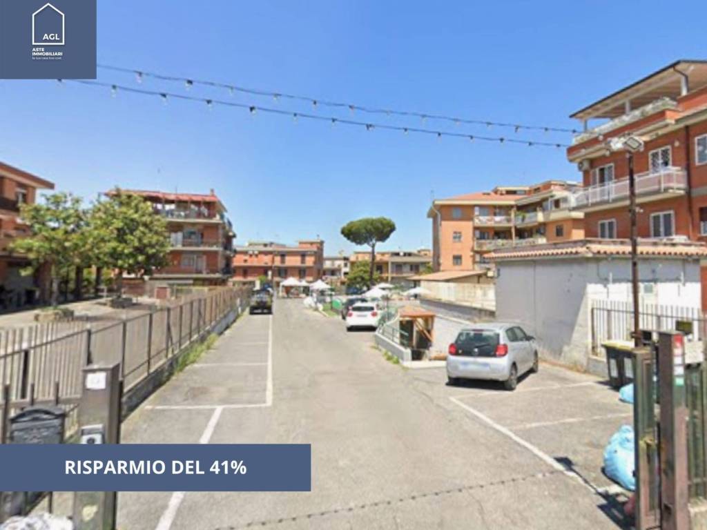 appartamento in vendita a Roma in zona Prenestino-Labicano