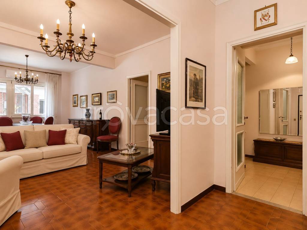 appartamento in vendita a Roma in zona Ostia