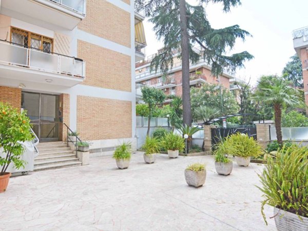 appartamento in vendita a Roma in zona Gianicolense