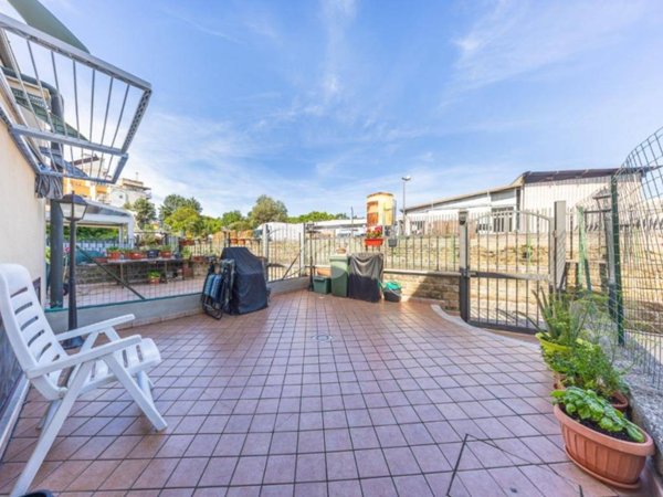 casa indipendente in vendita a Roma in zona Torre Angela