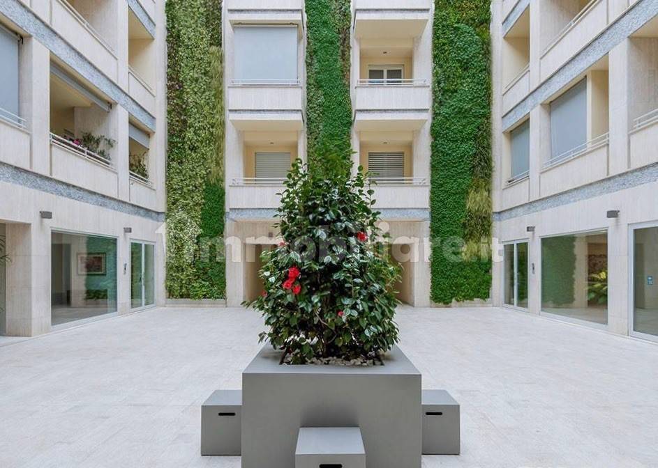 appartamento in vendita a Roma in zona San Saba - Ripa