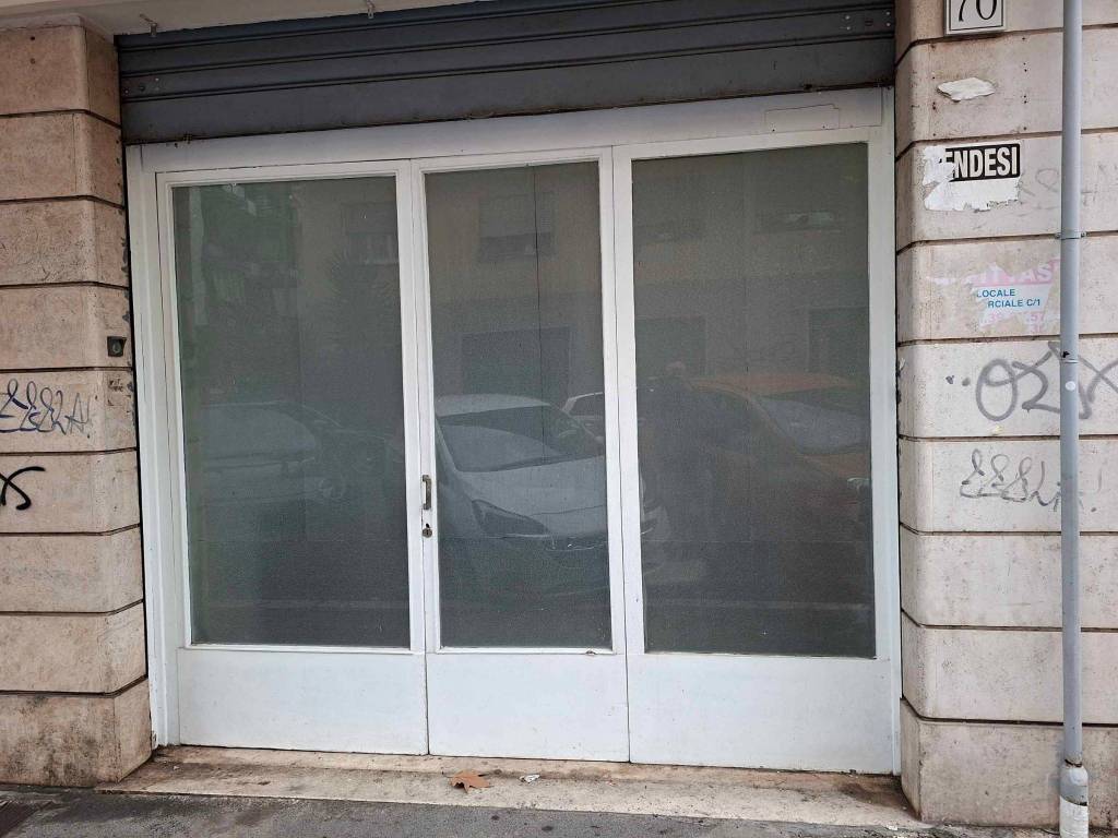 negozio in vendita a Roma in zona Trieste