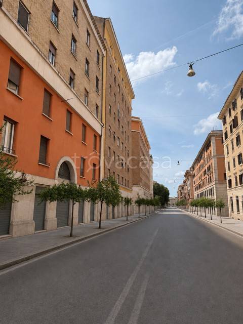 negozio in vendita a Roma in zona Testaccio