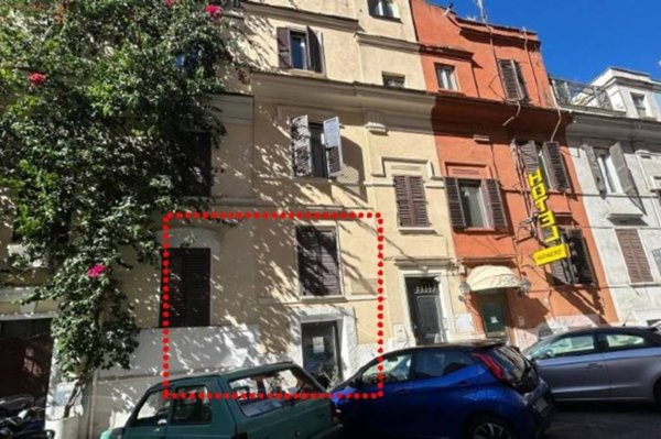 negozio in vendita a Roma in zona Esquilino