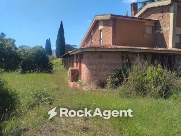 casa indipendente in vendita a Roma in zona Castel di Leva