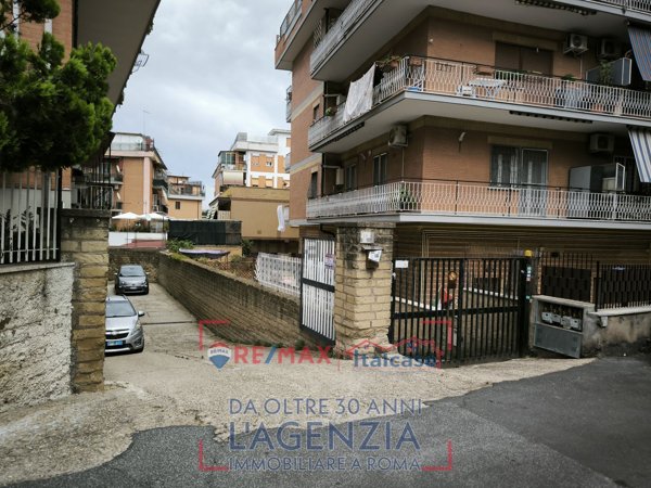 ufficio in vendita a Roma in zona Gianicolense