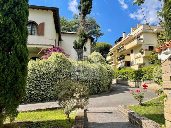 appartamento in vendita a Roma in zona La Giustiniana