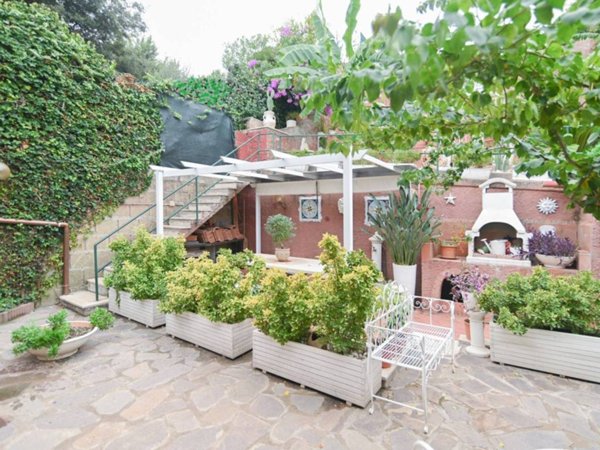 casa indipendente in vendita a Roma in zona Spinaceto