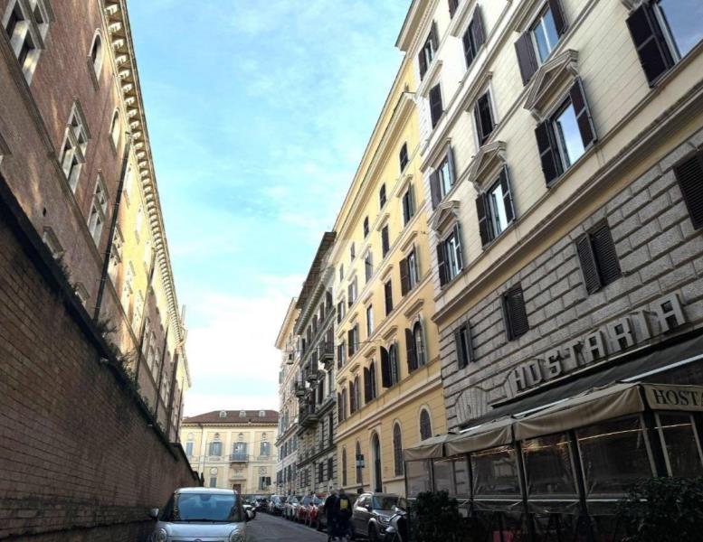 appartamento in vendita a Roma in zona Esquilino