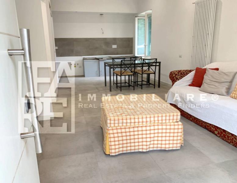 appartamento in vendita a Roma in zona Appio Pignatelli