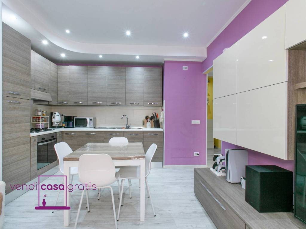 appartamento in vendita a Roma in zona Torre Maura