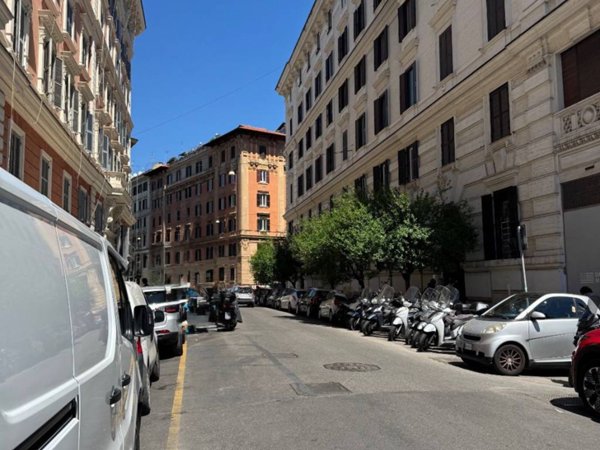 negozio in vendita a Roma
