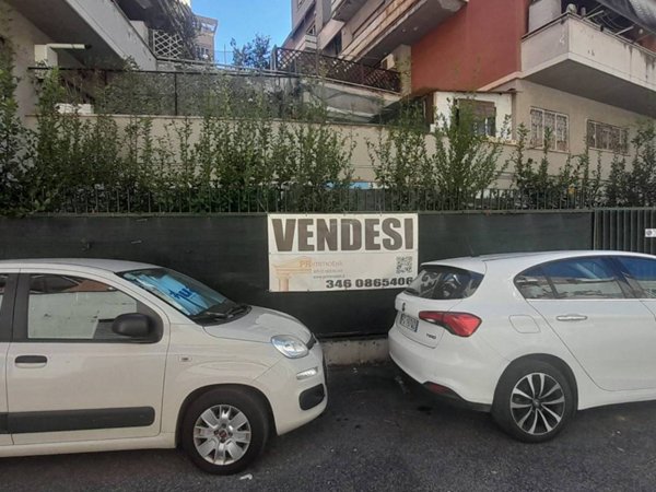 negozio in vendita a Roma in zona Monte Sacro/Talenti