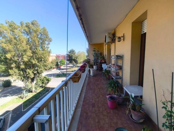 appartamento in vendita a Roma in zona Axa