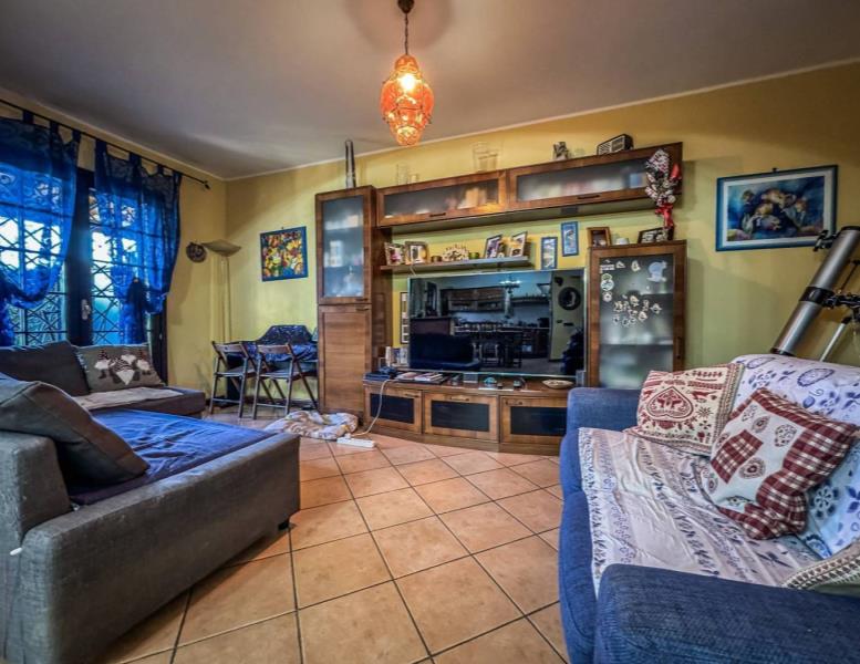 casa indipendente in vendita a Roma in zona Infernetto