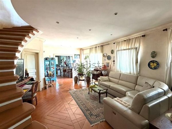 casa indipendente in vendita a Roma in zona Pantan Monastero