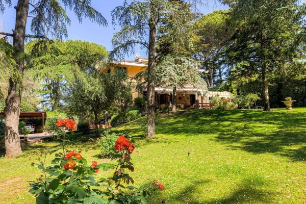 casa indipendente in vendita a Roma in zona Rione Prati