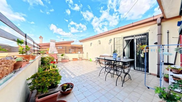 appartamento in vendita a Roma in zona Dragona/Bagnoletto