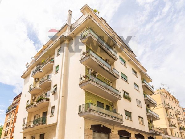 appartamento in vendita a Roma in zona Gianicolense