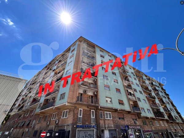 appartamento in vendita a Roma in zona Ostiense