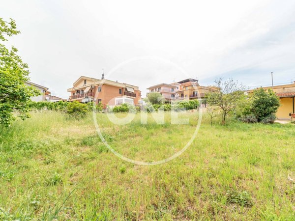 terreno agricolo in vendita a Roma in zona Ponte di Nona