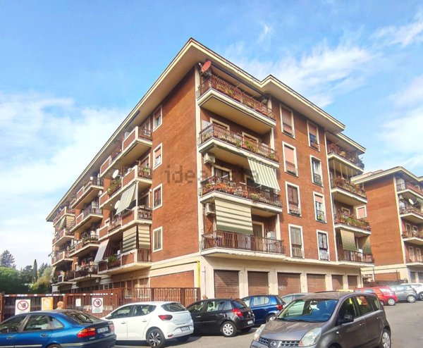 appartamento in vendita a Roma