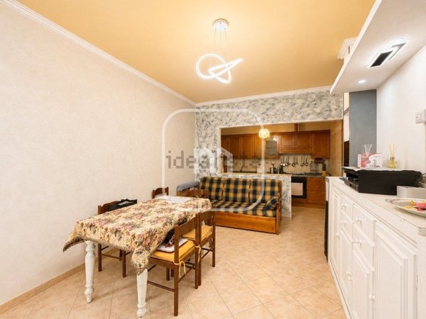 appartamento in vendita a Roma in zona Torre Angela